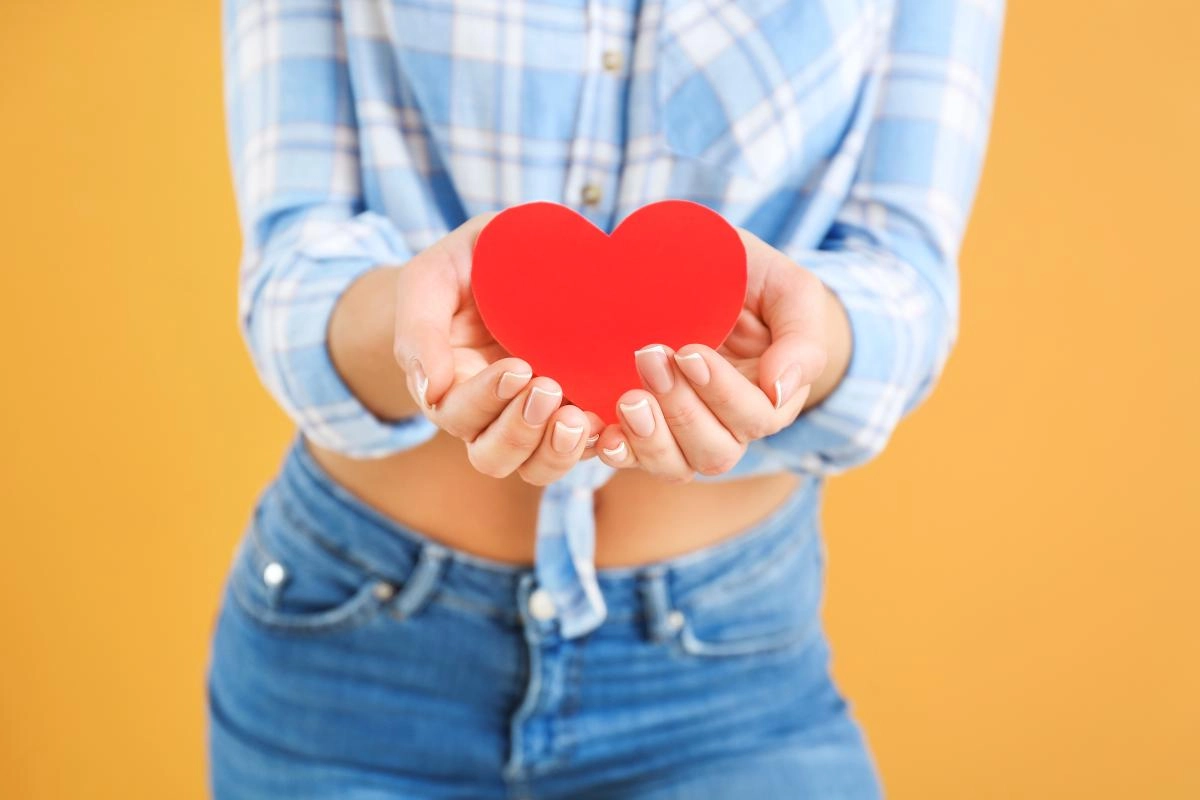 Молодость не гарантия: важные сигналы организма о сердечных проблемах